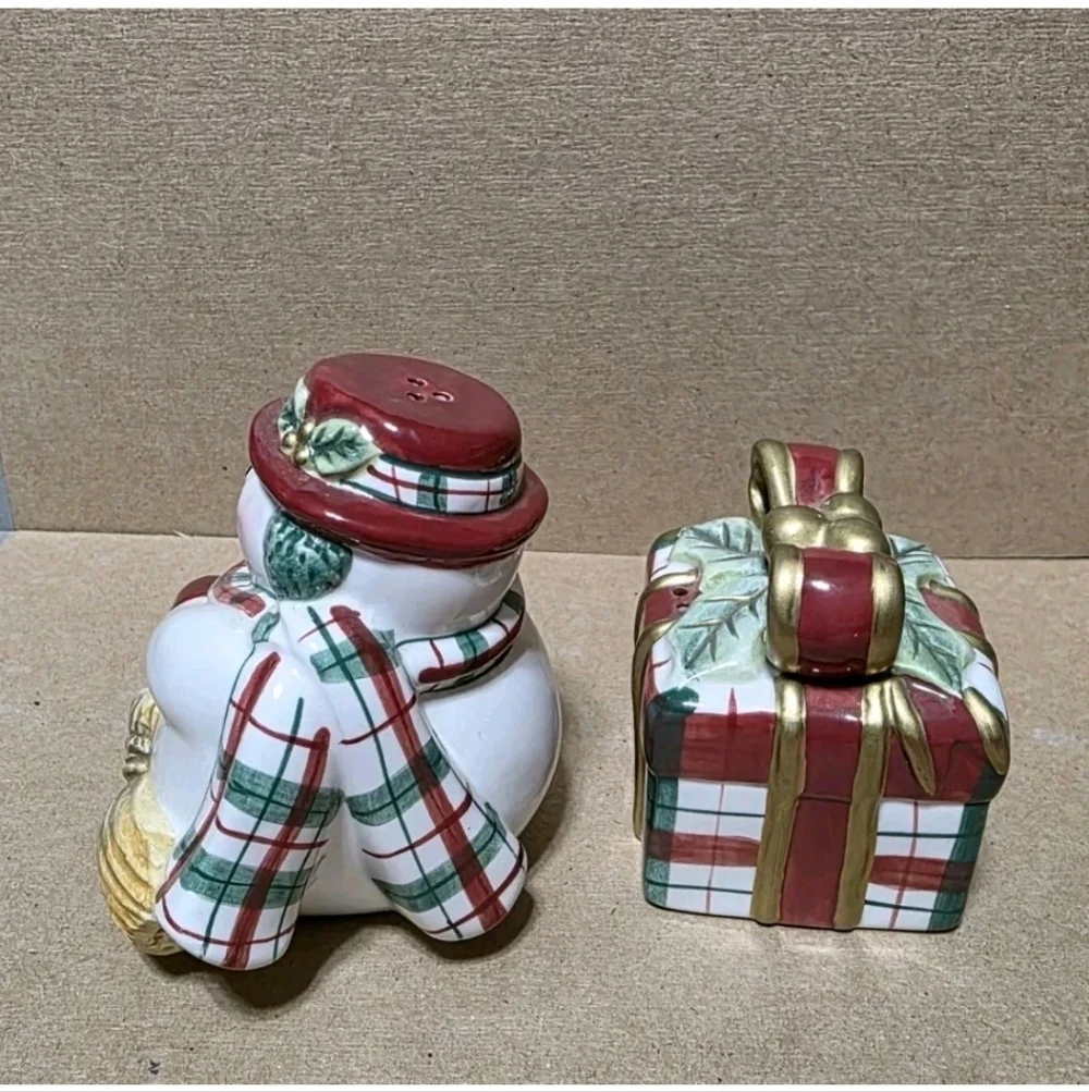 Fitz & Floyd Snowman Christmas Gift Salt Pepper Shaker Set #171